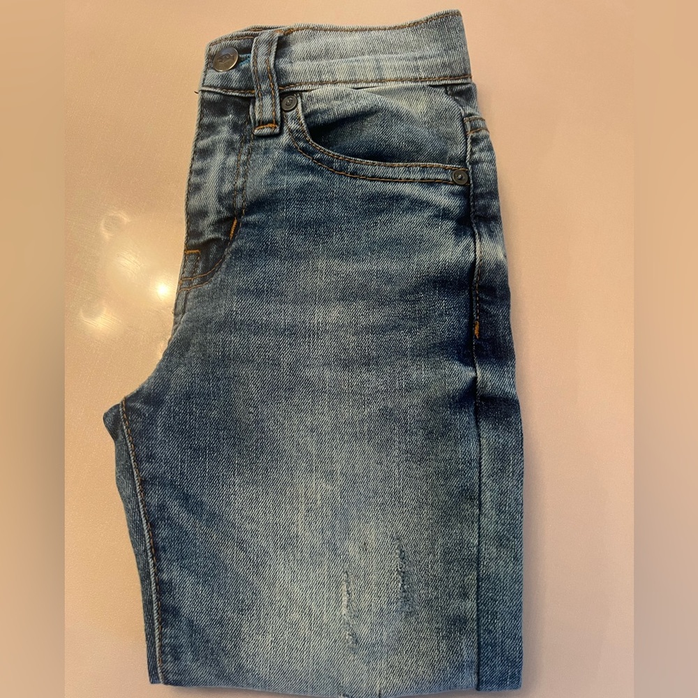 NWT F&F kids skinny fit Blue jeans Bays Size 6 Pakistan